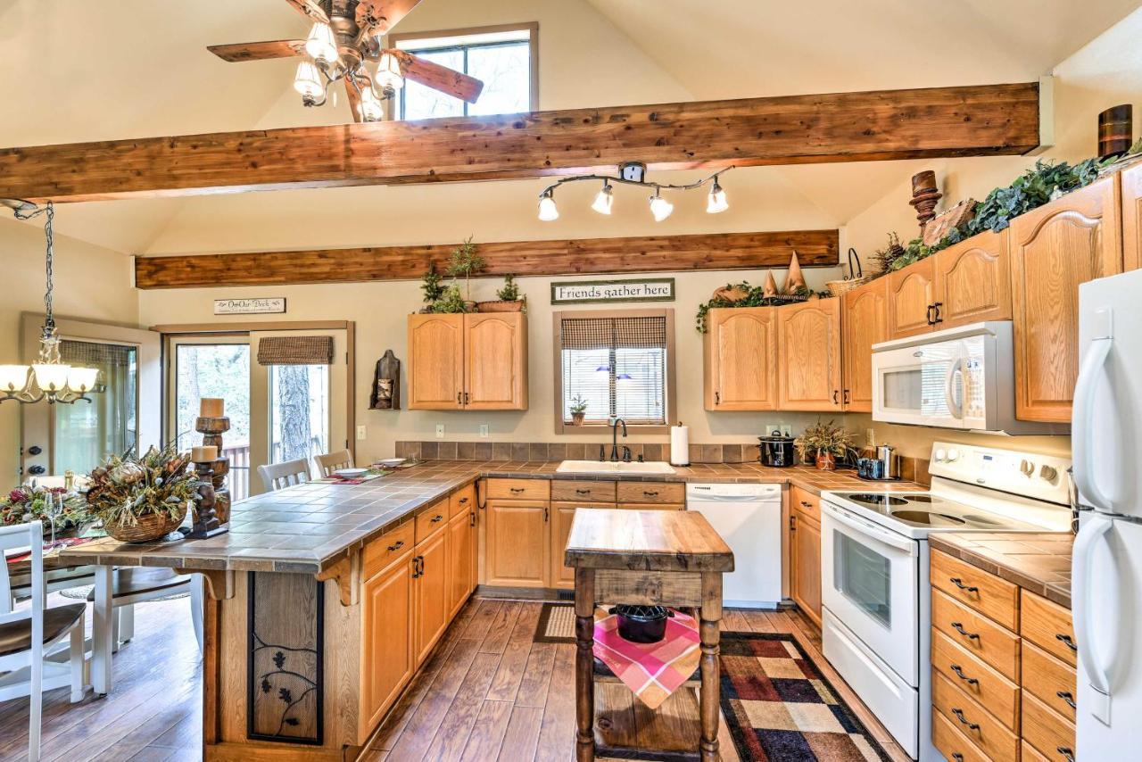 Prescott Cabin With Beautiful Forest Views And Deck! Bagian luar foto